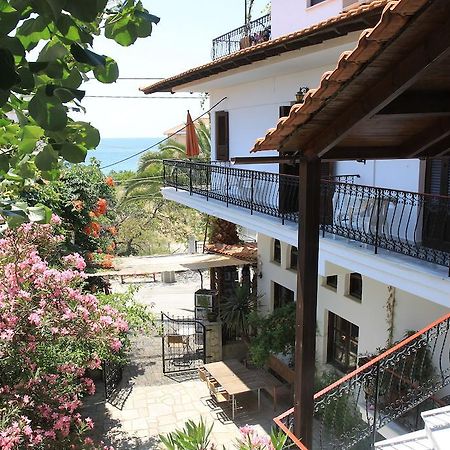 Pension Aldebaran Hotell Potos Exteriör bild