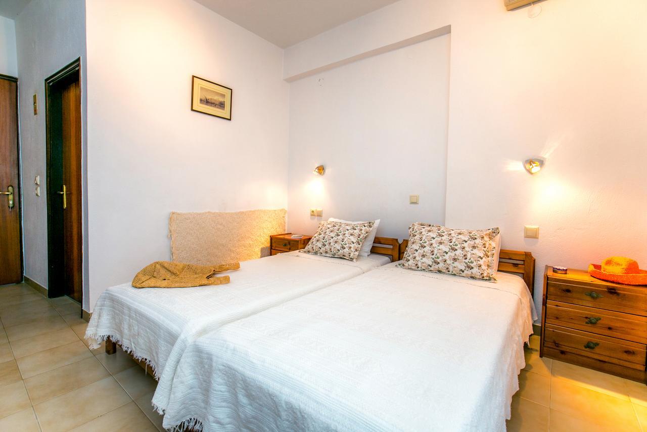 Pension Aldebaran Hotell Potos Exteriör bild